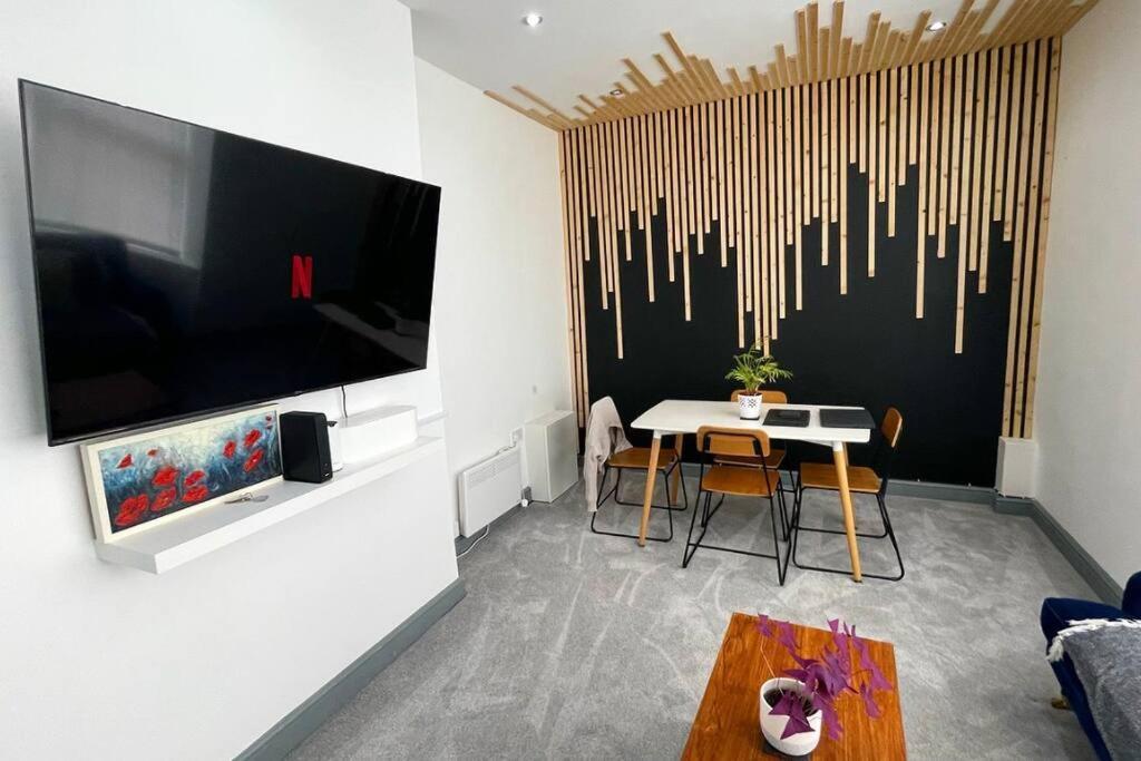 Luxury 2 Bed Duplex Apartment By Yo Room! - Leicester City- Free Parking Exterior foto